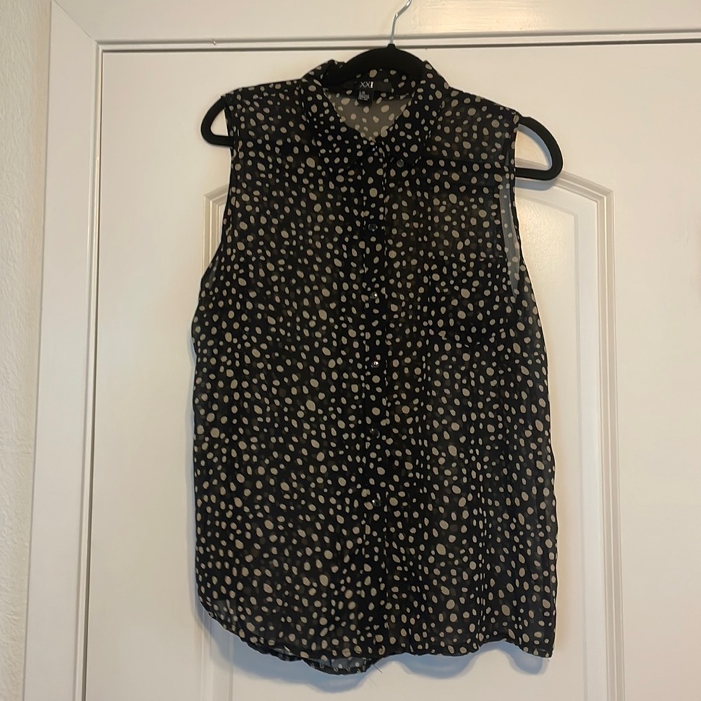 Polka Dot Sleeveless Blouse